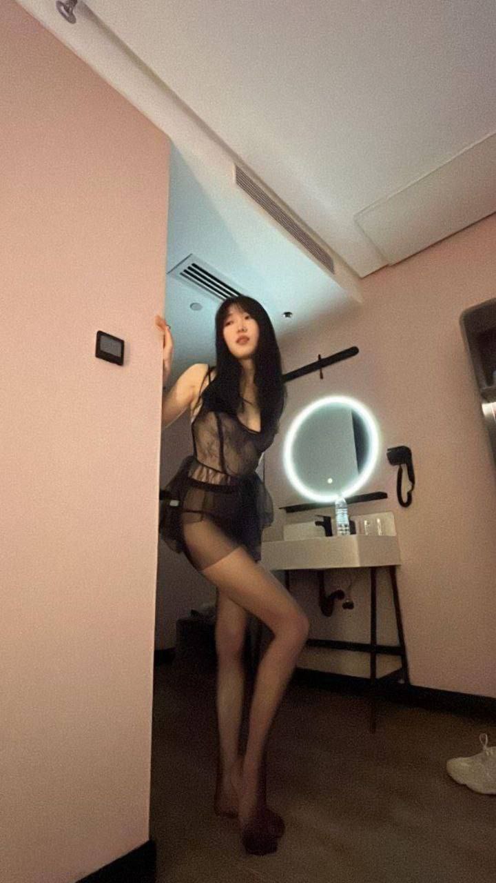 F5BCF461-CA59-40E2-8E2E-4B0678EF08F2.jpeg